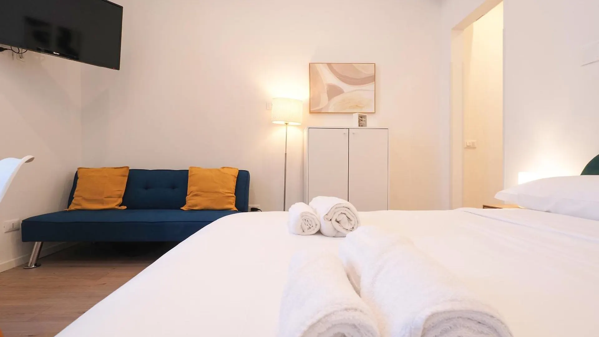 Apartament Primopiano - Boiardo Mediolan 0*,